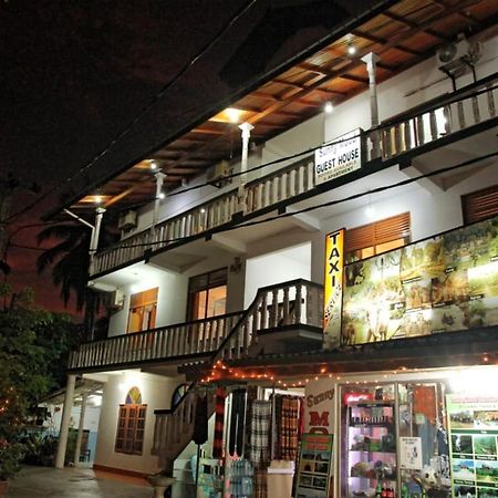 Sunny Mood Guest House Unawatuna Ngoại thất bức ảnh