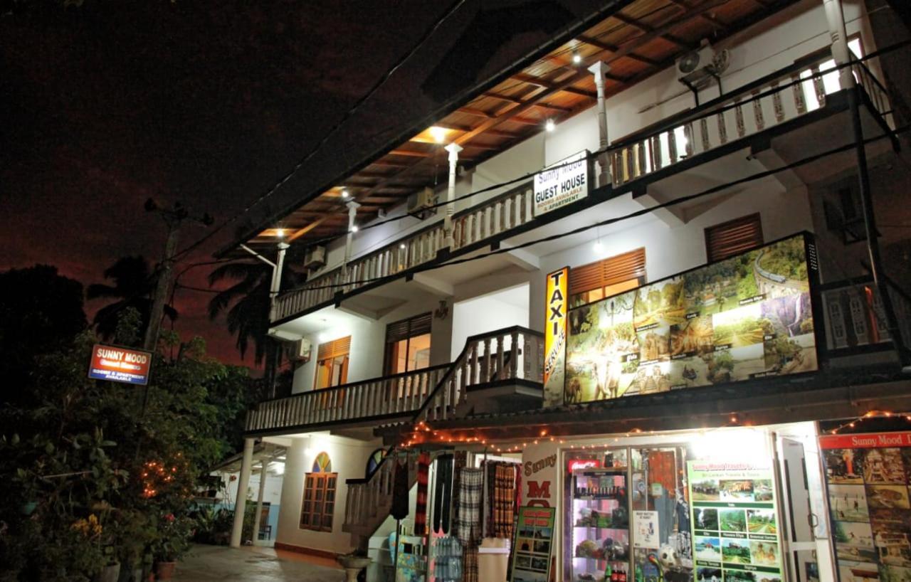 Sunny Mood Guest House Unawatuna Ngoại thất bức ảnh