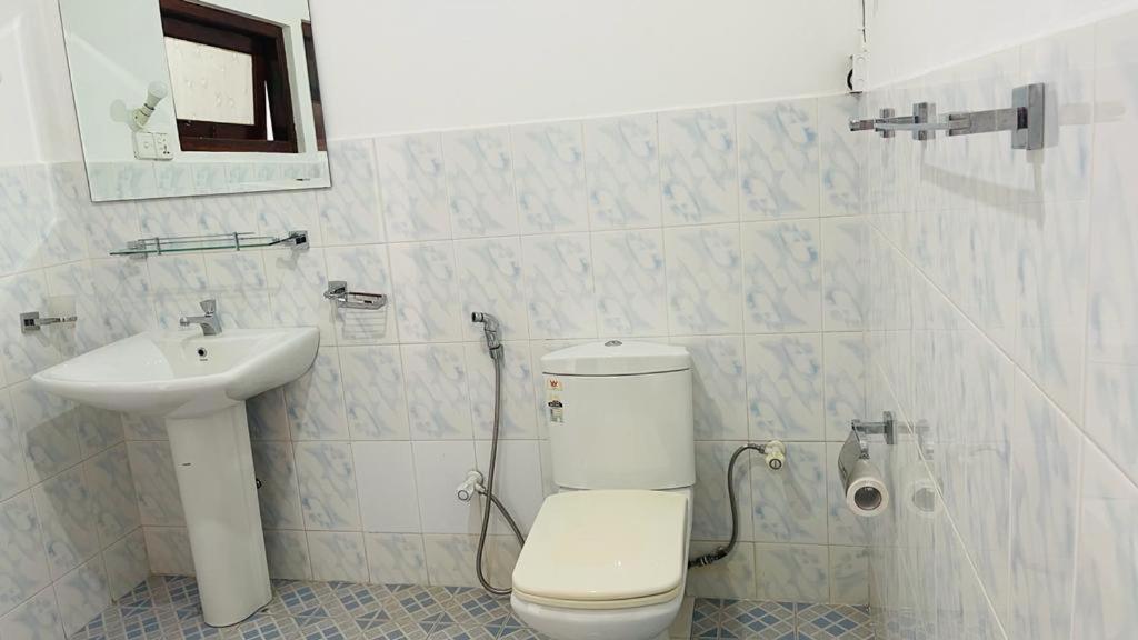 Sunny Mood Guest House Unawatuna Ngoại thất bức ảnh