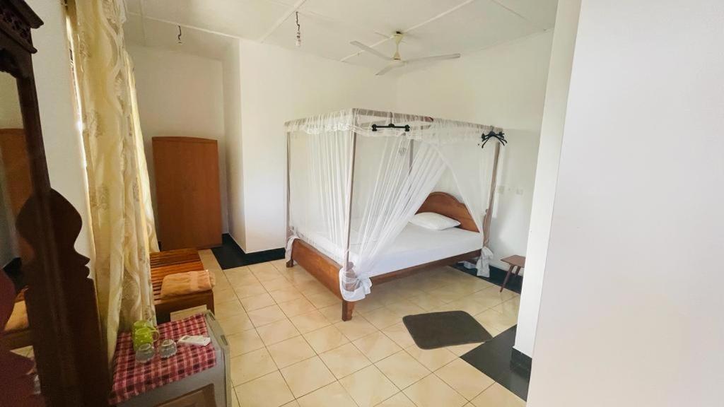 Sunny Mood Guest House Unawatuna Ngoại thất bức ảnh
